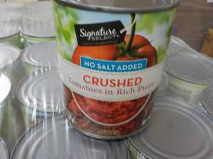 12 Signature Crushed Tomatoes No Salt Added 28 oz Cans
