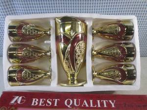 lot 41 image: (BR1) Case of 6 Glass 7pc Pitcher with Glasses Sets - Pink Glass with Gold Trim Style 1