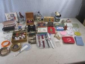 lot 91 image: (BSB) Large Lot of Assorted Vintage Smalls Etc
