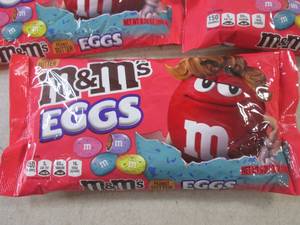 lot 157 image: (B-3) 3 Bags Peanut Butter M&ampMs Eggs 9.2oz Past Date