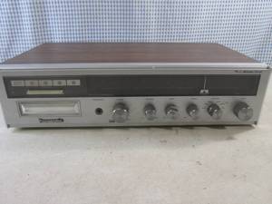 lot 216 image: (A-3) Panasonic SE-8147 AMFM Receiver & 8-Track Player - Powers On