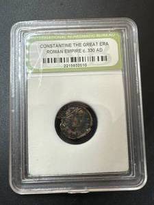 lot 17 image: Constantine the Great Roman Coin c.330 AD