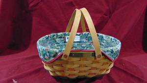 Longaberger 2004 Christmas Collection Get Together Basket with Fabric and Plastic Protector