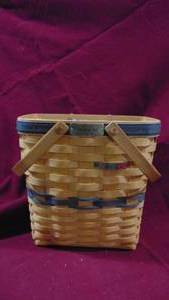 Longaberger 2001 Membership New Tall Key Basket with Plastic Insert