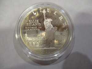 1986-S Statue of LibertyEllis Island Commemorative Silver Dollar
