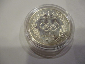 1988-S Olympic (Torch Passing) Commemorative Silver Dollar