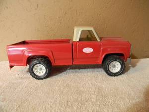 lot 18 image: VINTAGE Tonka Pick-up Truck RED & WHITE Pressed Steel - NICE - GREAT PIECE - SEE PICTURES