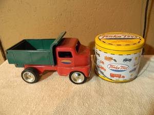 lot 24 image: Tonka 1949 Dump Truck, RedGreen with Vintage Tonka Toys Tin Can 7 Empty Container - NICE - GREAT PIECE - SEE PICTURES