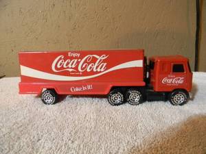lot 32 image: VINTAGE BUDDY L MACK CocaCola Delivery Truck - NICE - COOL PIECE - SEE PICTURES