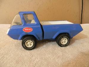 lot 54 image: VINTAGE 1970s Tonka Blue Pressed Steel and Plastic Truck - NICE - COOL OLD SCHOOL PIECE - SEE PICTURES
