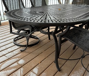 Patio Table with 6 Chairs