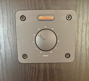 Boston PowerVent Powered Subwoofer