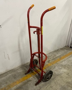 lot 11 image: Wesco Drum Truck