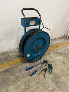 lot 22 image: Strapping Carts with tools
