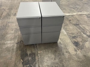 lot 60 image: Set of (2) 3 Drawer Filing Cabinet