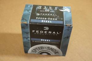 lot 213 image: 25 Federal Speed Shok 12 Gauge 3 Steel 4 Shot Shotshells