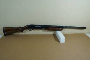 lot 16 image: Remington 870 Magnum Wingmaster 12 Gauge Pump-Action Shotgun