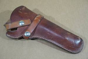 lot 35 image: Leather Gun Holster