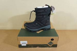 lot 67 image: Muck Boot Womens Nomadic Sport Arctic Boots -Size 6