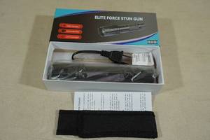 lot 82 image: Elite Force Multifunction Self Defense Flashlight Stun Gun
