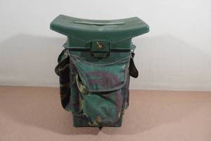 lot 98 image: Woodstream 9080 Hunter Seat