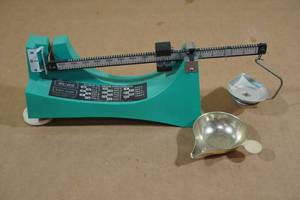lot 101 image: RCBS Ohaus 5-0-5 Beam Scale