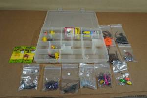 lot 139 image: Tray with Assorted Ice Fishing Tackle
