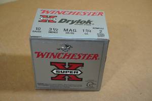 lot 189 image: 25 Winchester Super-X 10 Gauge 3-12 Magnum Steel 2 Shot Shotshells