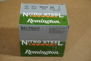 lot 192 image: 25 Remington Nitro Steel 10 Gauge 3-12 Magnum T Shot Shotshells