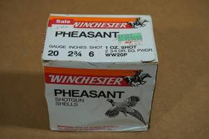 lot 197 image: 25 Winchester Pheasant 20 Gauge 2-34 6 Shot Shotshells