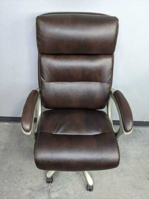 NEW La Z Boy Varnell Big Tall Executive Chair in Brown X