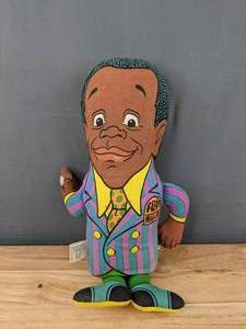 lot 38 image: Vintage 1970 Flip Wilson and Geraldine Pull String Doll M