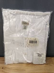 lot 83 image: NEW Womens L.L. Bean White Blouse, Size Medium M