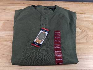 lot 89 image: NEW GAP Olive Long Sleeve Henley Mens XL X