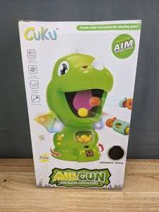 lot 115 image: Cuku Air Powered Gun Hunting Dinosaur  Q