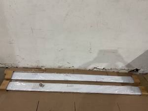 lot 352 image: TychoLite 8FT LED Shop Lights 110W LED Garage Light, 5000K, 12000lm (2-pack)