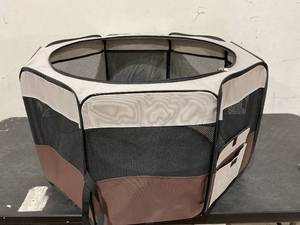 lot 299 image: DONORO Portable Dog Playpen 46
