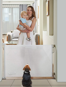 lot 135 image: Retractable Safety Gate White