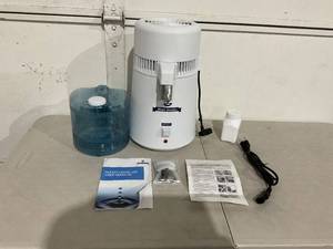 lot 63 image: CO-Z Distilled Water Maker 4L