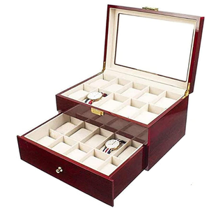lot 178 image: Fosinz 20-Slot Watch Box Organizer