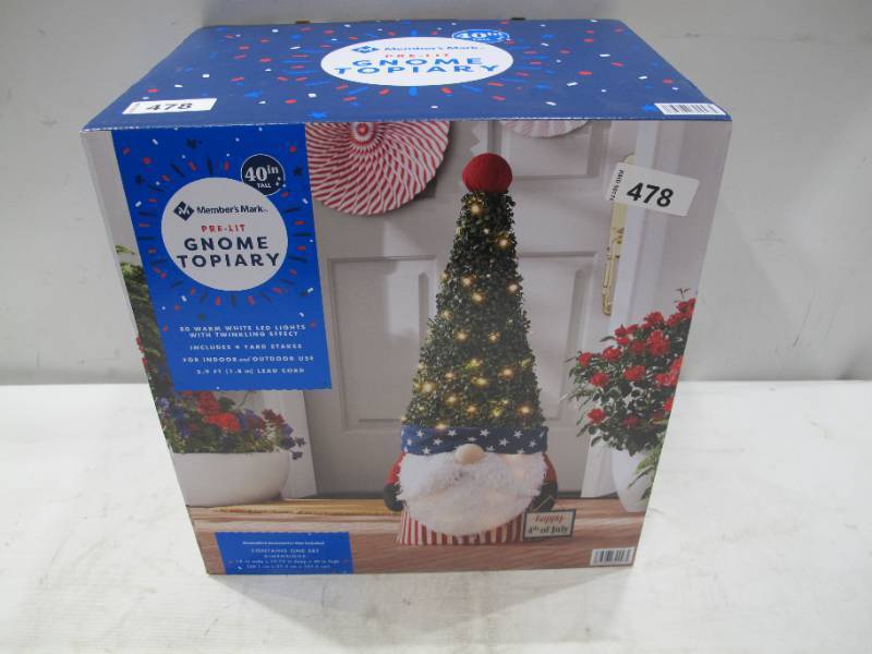lot 424 image: NEW Members Mark 40 Pre-Lit Patriotic Gnome Topiary