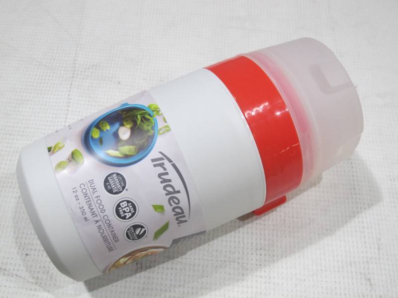 lot 376 image: NEW Trudeau Fuel Dual Food Container, 12 ounce, Red