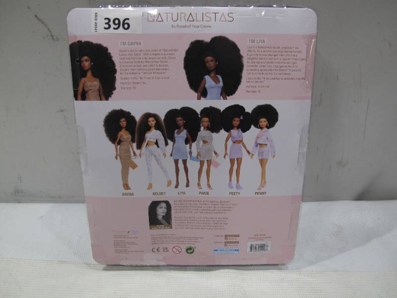 lot 394 image: NEW Naturalistas Im Dayna & Im Liya African American Fashion Dolls 2 Pack