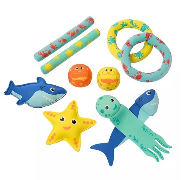 lot 248 image: NEW Coconut Grove Dive & Play Pack, Reef Gang, Set of 10