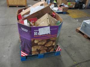 lot 108 image: Pallet of Store Overstock Store and Ecommerce Christmas Product and Returns