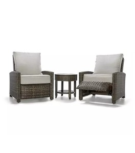 lot 122 image: NEW La-Z-Boy Outdoor 3-Piece Recliner Set