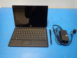 Microsoft Surface Pro model1514 with travel case &nbspINTEL(R) CORE(TM) I5-3317U CPU  1.70GHZ  4GB RAM  128GB SSD Storage  Includes Case with charging cable  NO OS&nbsp