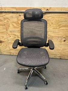 lot 63 image: Office Chair