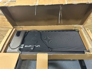 lot 24 image: SUPERUN BA04 Treadmill