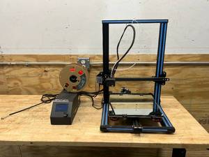 lot 14 image: 3D Printer